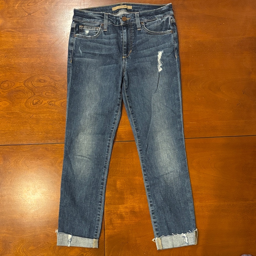 Joe's Jeans Dark Blue Distressed Skinny Ankle Cropped Jeans. 26. EUC